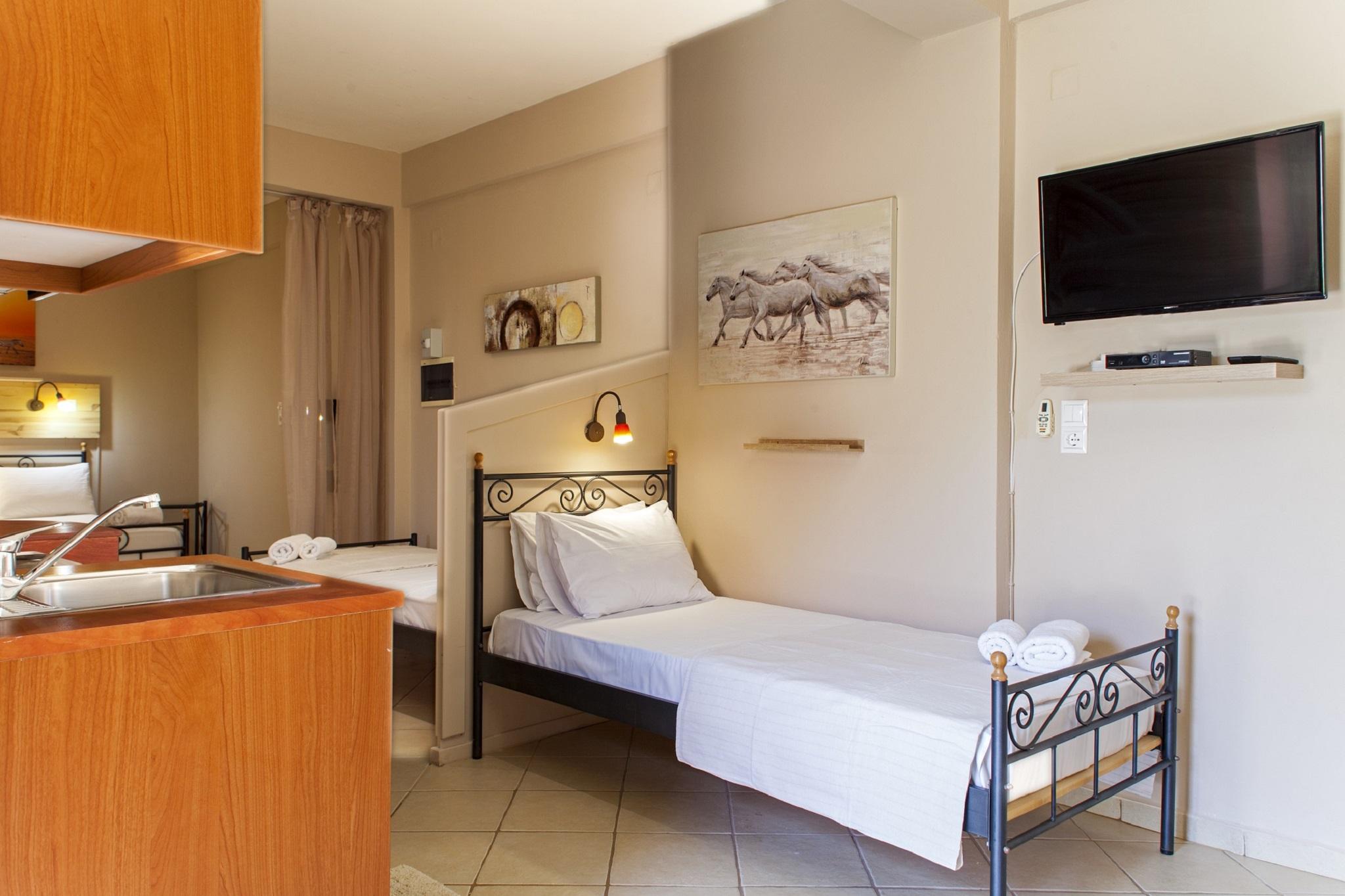 Estate Kares Aparthotel 4*