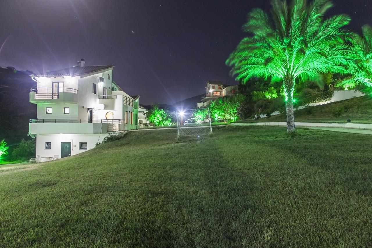 Estate Kares Aparthotel 4*